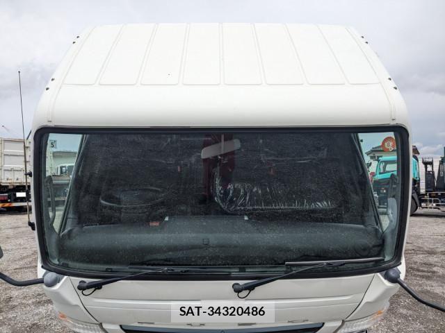 Mitsubishi CANTER 2018-05 7960837-24