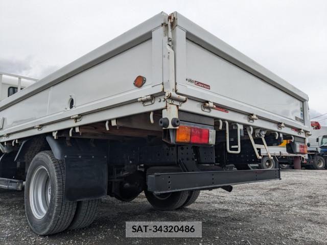 Mitsubishi CANTER 2018-05 7960837-7
