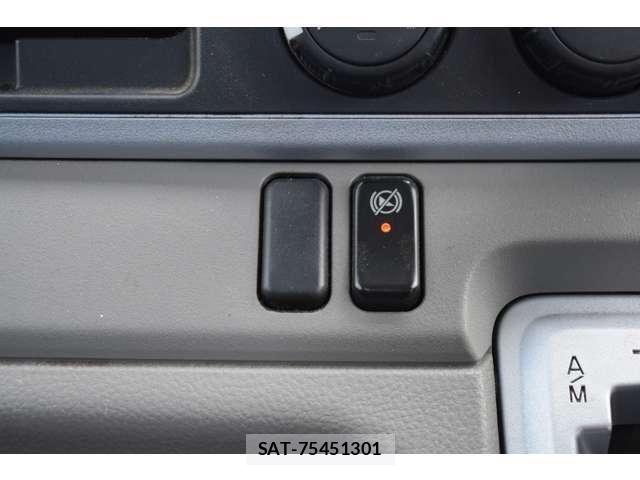 Mitsubishi CANTER 2017-03 7960889-21