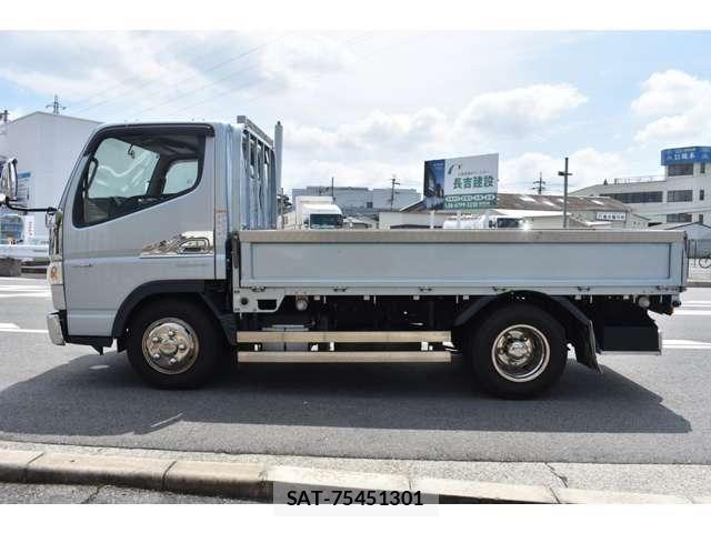 Mitsubishi CANTER 2017-03 7960889-23