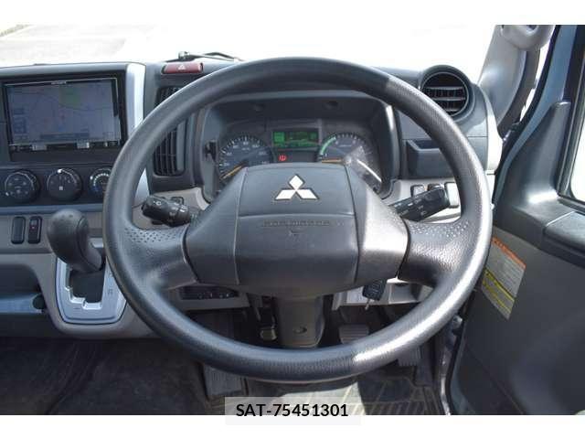 Mitsubishi CANTER 2017-03 7960889-2