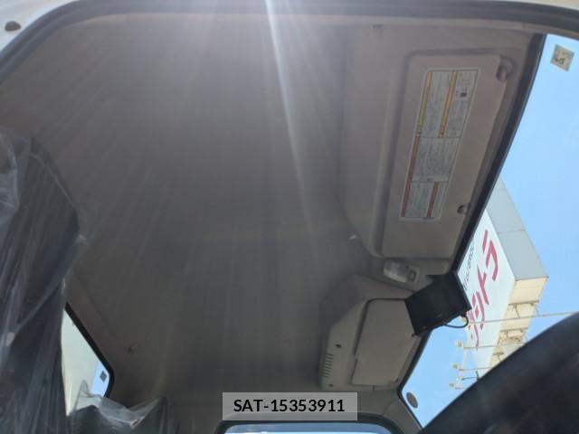 Mitsubishi CANTER 2026-02 7960780-7