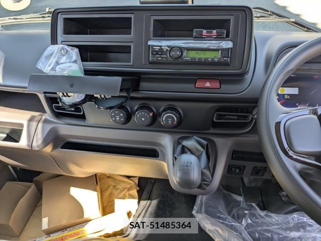 Mitsubishi CANTER 2026-03 7960788-26