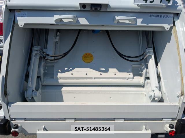 Mitsubishi CANTER 2026-03 7960788-7