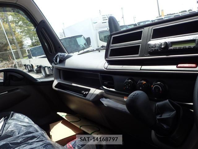 Mitsubishi CANTER 2026-04 7978711-13