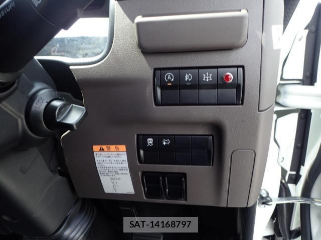 Mitsubishi CANTER 2026-04 7978711-20