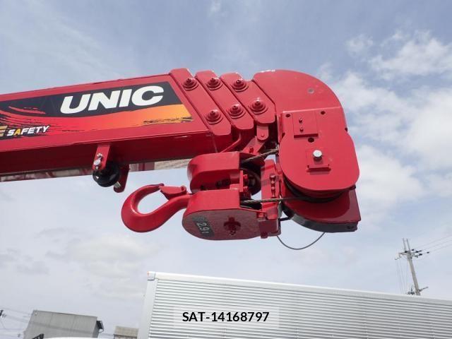 Mitsubishi CANTER 2026-04 7978711-4
