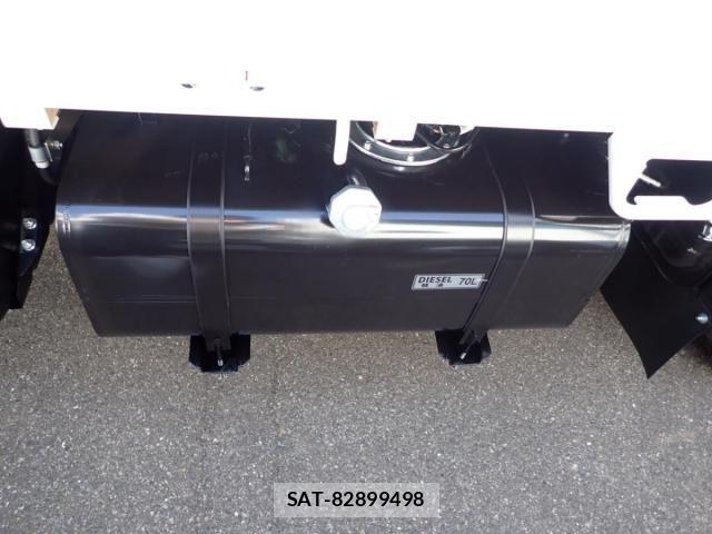 Mitsubishi CANTER 2026-04 7978728-7