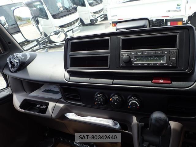 Mitsubishi CANTER 2026-04 7978729-11