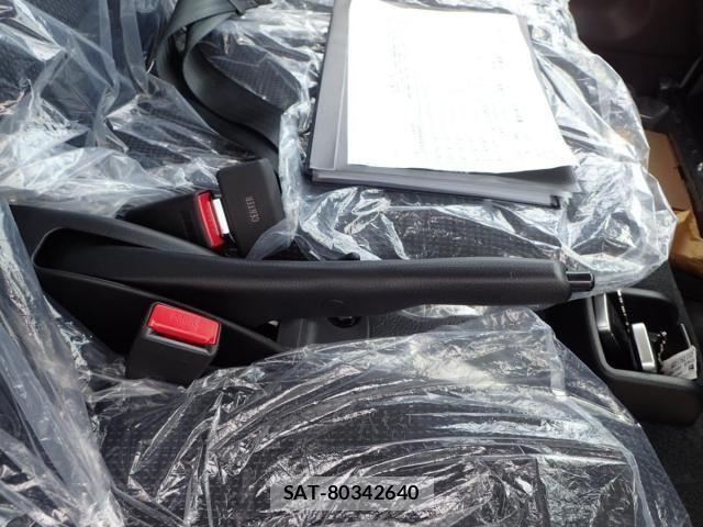 Mitsubishi CANTER 2026-04 7978729-13