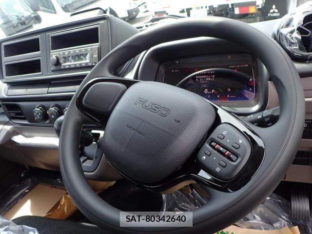 Mitsubishi CANTER 2026-04 7978729-14