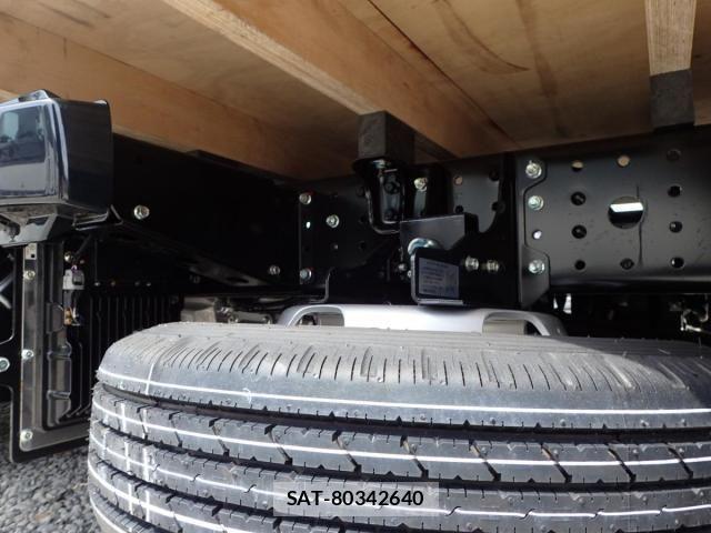 Mitsubishi CANTER 2026-04 7978729-8