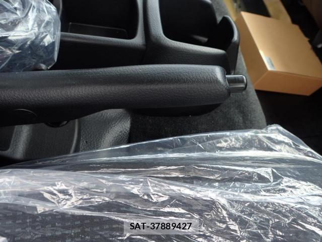 Mitsubishi CANTER 2026-04 7978721-13