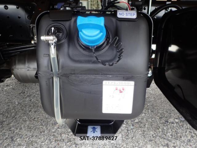 Mitsubishi CANTER 2026-04 7978721-6