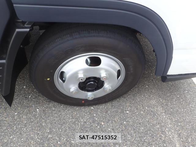 Mitsubishi CANTER 2026-04 7978724-24