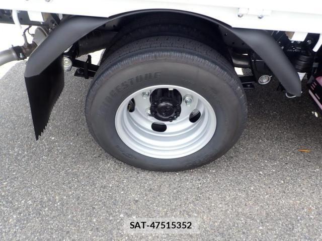 Mitsubishi CANTER 2026-04 7978724-25