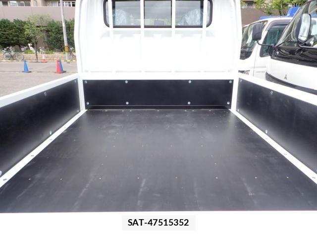 Mitsubishi CANTER 2026-04 7978724-6