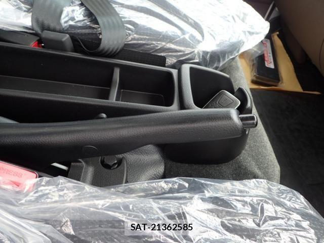 Mitsubishi CANTER 2026-04 7978720-13