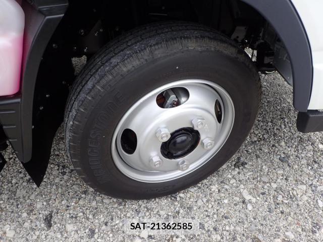 Mitsubishi CANTER 2026-04 7978720-29