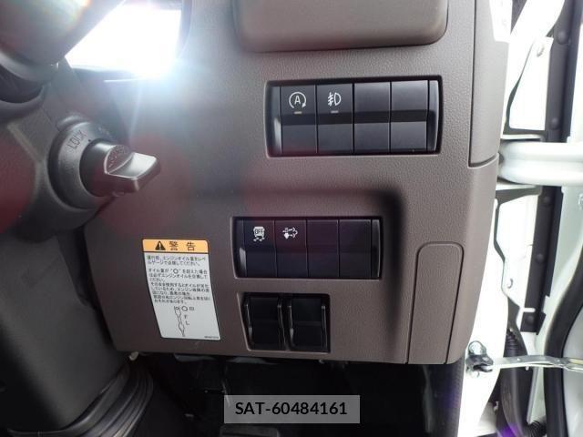 Mitsubishi CANTER 2026-04 7978722-19