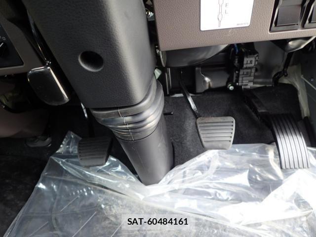 Mitsubishi CANTER 2026-04 7978722-21
