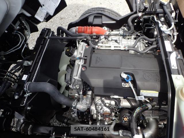Mitsubishi CANTER 2026-04 7978722-23