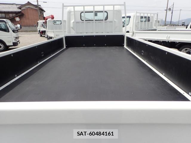 Mitsubishi CANTER 2026-04 7978722-5