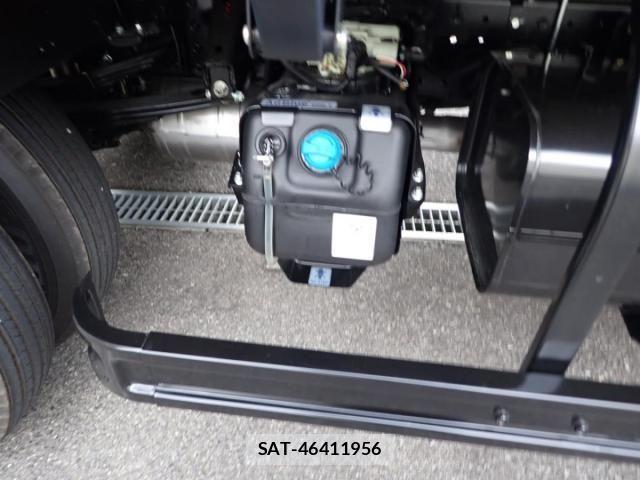 Mitsubishi CANTER 2026-04 7978715-9