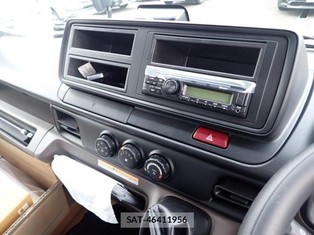 Mitsubishi CANTER 2026-04 7978715-16