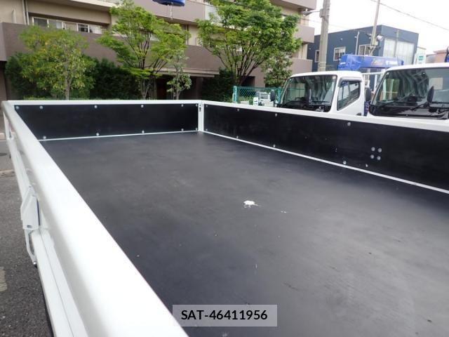Mitsubishi CANTER 2026-04 7978715-3