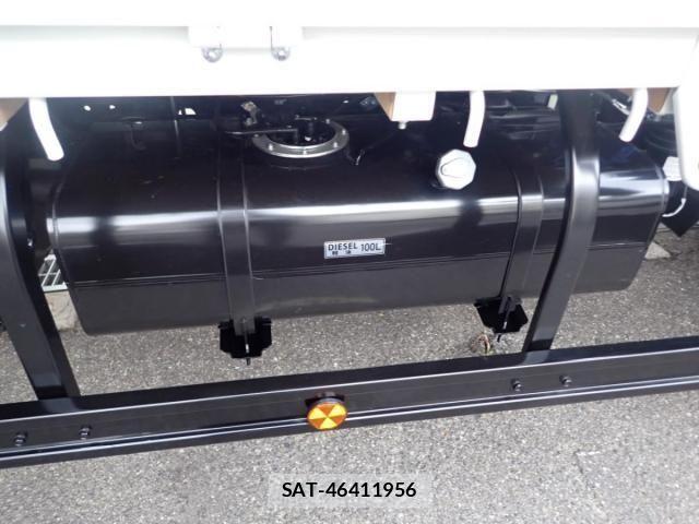 Mitsubishi CANTER 2026-04 7978715-8