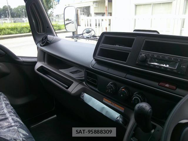 Mitsubishi CANTER 2026-03 7978739-22