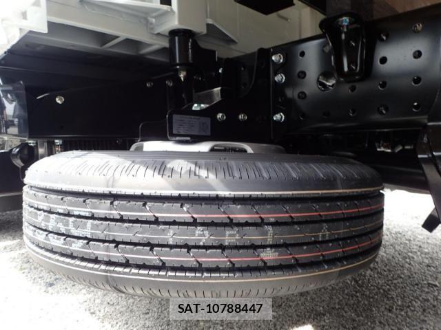 Mitsubishi CANTER 2026-04 7978725-8