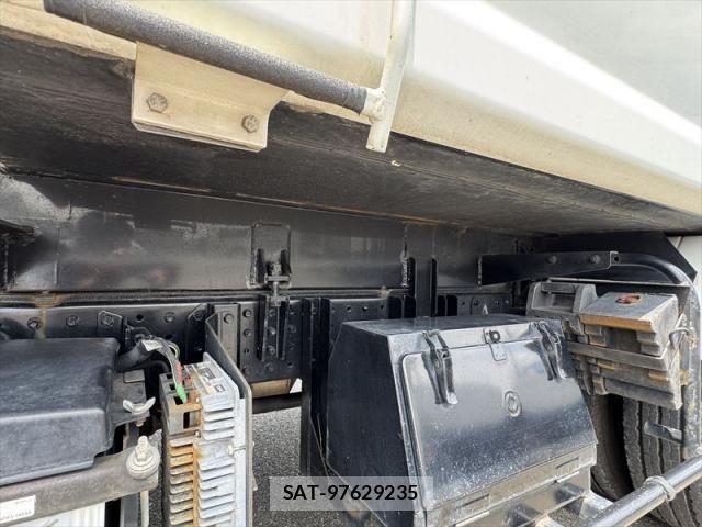 Mitsubishi CANTER 2014-11 7978735-17