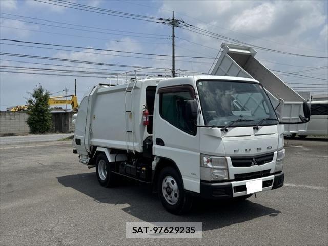 Mitsubishi CANTER 2014-11 7978735-1