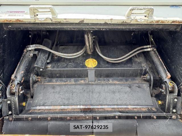 Mitsubishi CANTER 2014-11 7978735-6