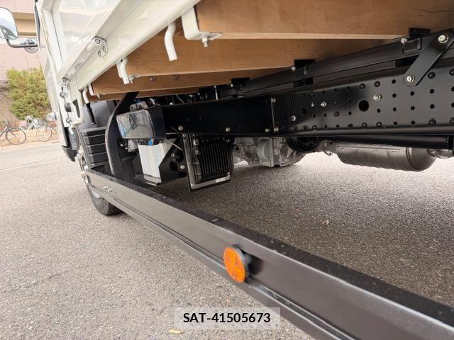 Mitsubishi CANTER 2026-04 7978719-10