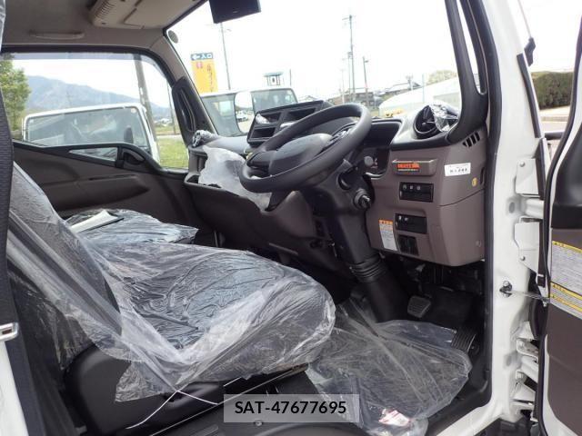 Mitsubishi CANTER 2026-04 7978712-12