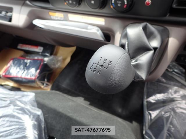 Mitsubishi CANTER 2026-04 7978712-15