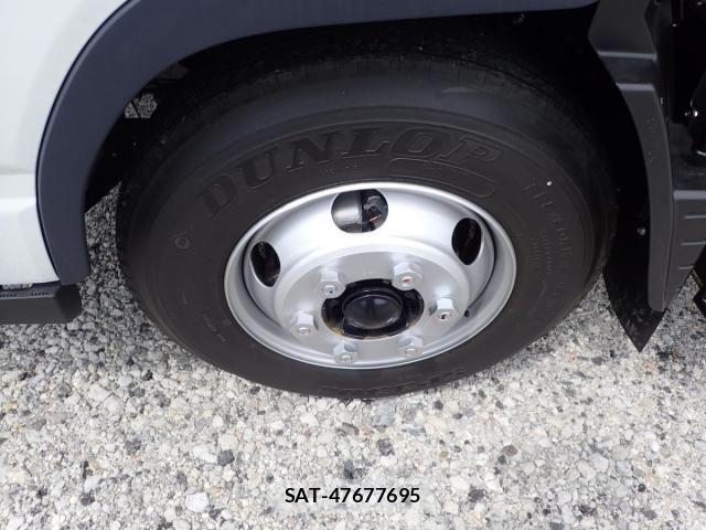 Mitsubishi CANTER 2026-04 7978712-25