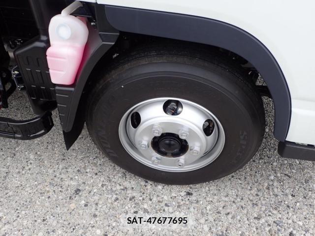 Mitsubishi CANTER 2026-04 7978712-28