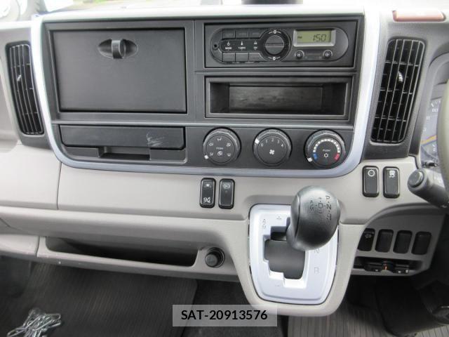Mitsubishi CANTER 2019-04 7978740-11