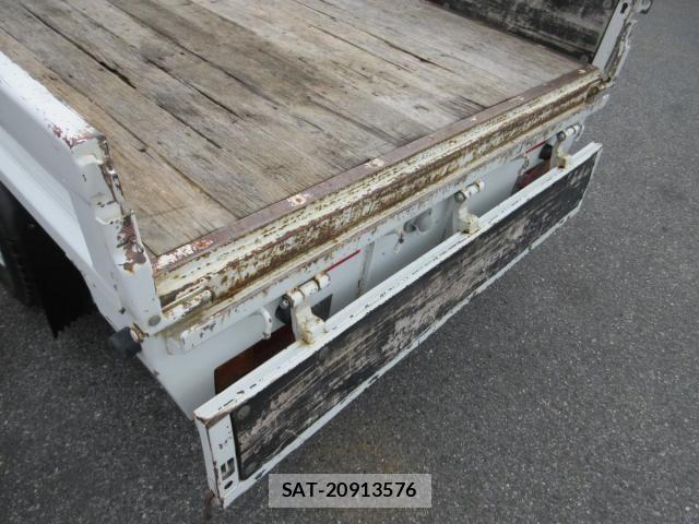 Mitsubishi CANTER 2019-04 7978740-17