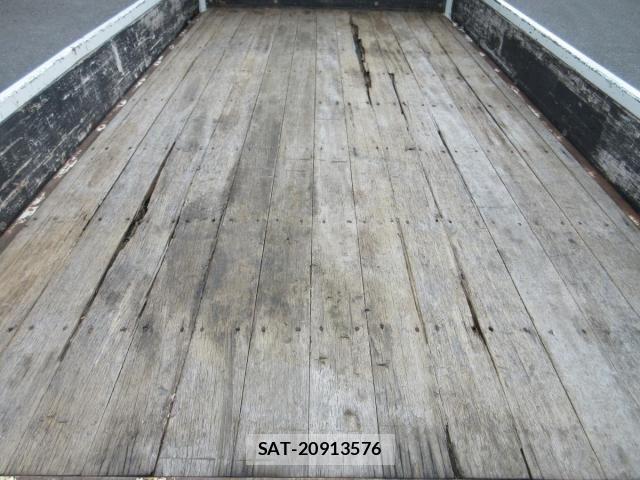 Mitsubishi CANTER 2019-04 7978740-18