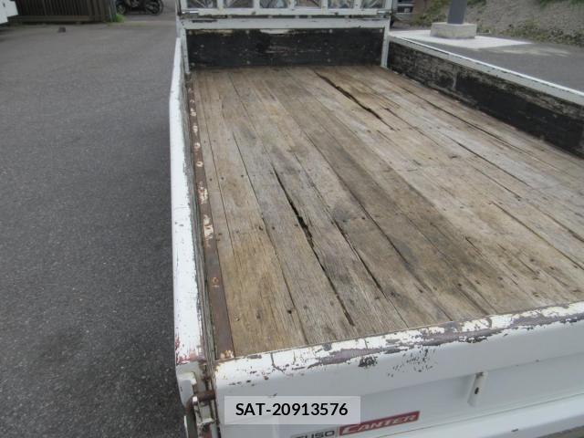 Mitsubishi CANTER 2019-04 7978740-24