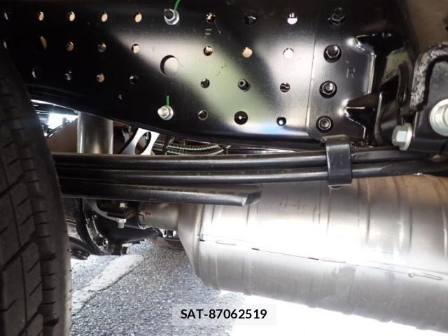 Mitsubishi CANTER 2026-04 7978726-9