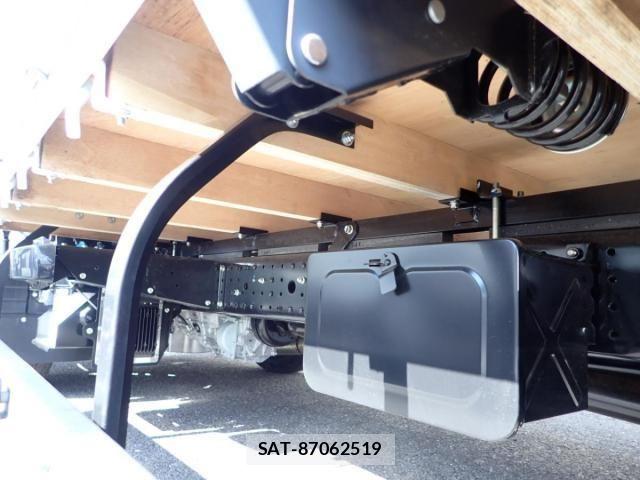 Mitsubishi CANTER 2026-04 7978726-11