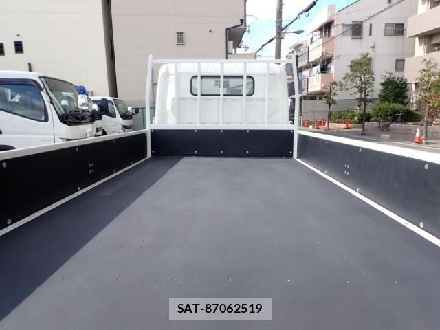 Mitsubishi CANTER 2026-04 7978726-6