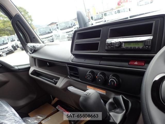 Mitsubishi CANTER 2026-04 7978713-15