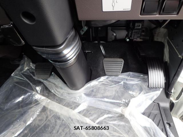 Mitsubishi CANTER 2026-04 7978713-25